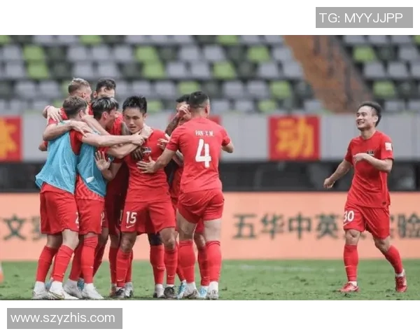 中超激战尤文图斯与里昂平局红牌事件引发全场热议与争议