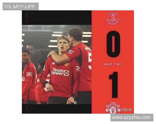 国王杯激战那不勒斯与曼联握手言和争议判罚引发全场热议